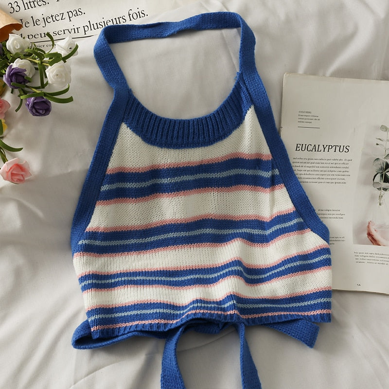 Damski crop top dzianinowy z odkrytymi plecami i wiązaniem