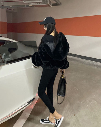 Damska bluza polarowa z kapturem długości crop