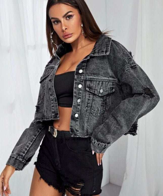 Damska kurtka jeansowa oversize z przetarciami