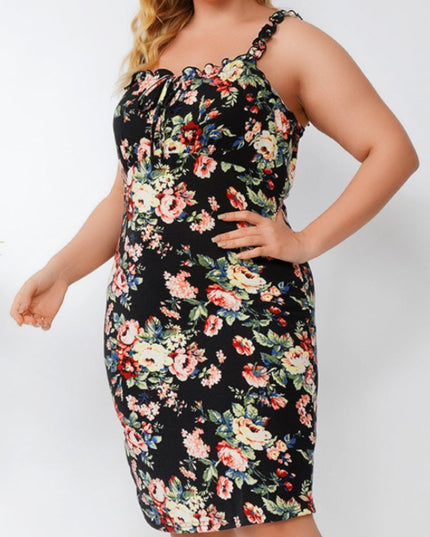 Sukienka midi plus size dopasowana we wzór w kwiaty