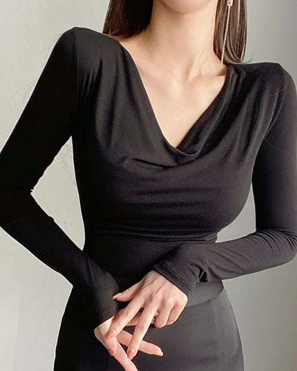 Damska koszulka z lejącym dekoltem