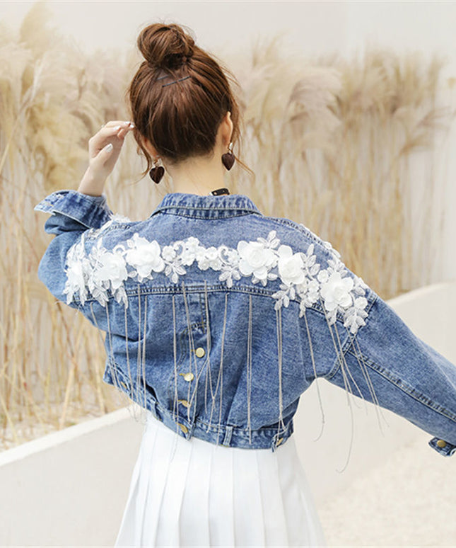 Damska kurtka jeansowa oversize ze zdobieniem na plecach