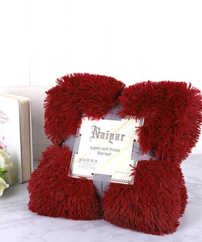 Miękki koc z długim włosiem