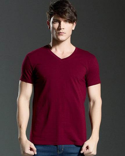 Męski T-shirt klasyczny z dekoltem V