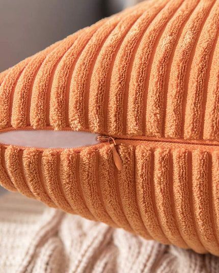 Poszewka na poduszkę prążkowana w jednolitych kolorach