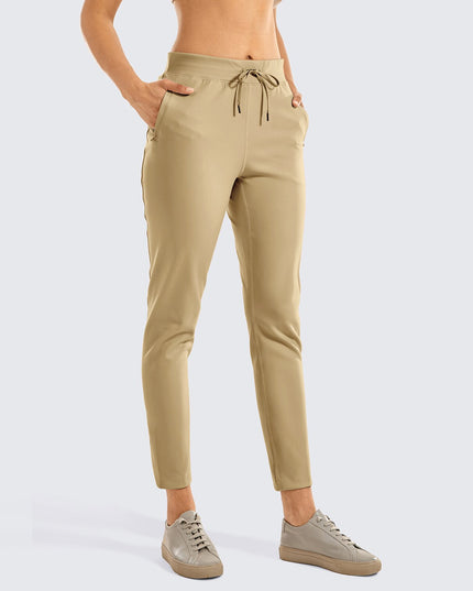 Damskie spodnie dresowe o prostym kroju