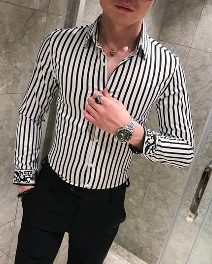 Męska koszula w paski o dopasowanym kroju