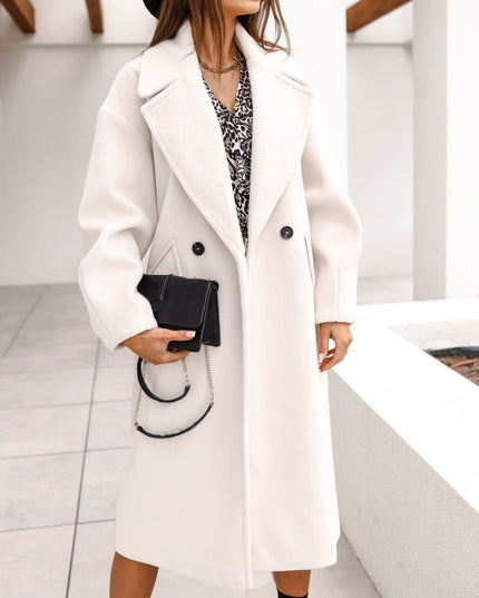 Damski płaszcz klasyczny długości za kolano