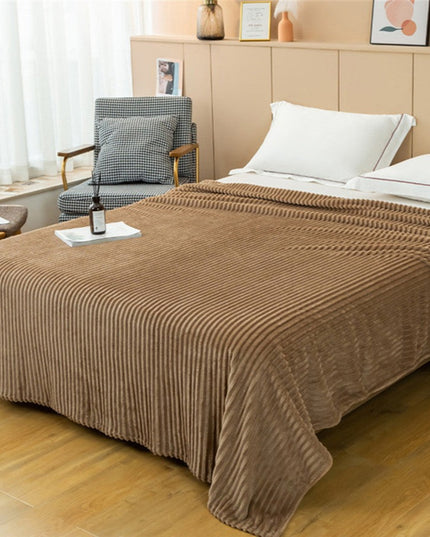 Elegancki koc z prążkowaną fakturą