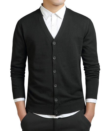 Męski sweter typu kardigan zapinany na guziki o dopasowanym kroju