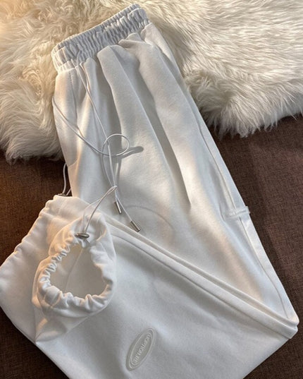 Damskie spodnie dresowe z regulowanym ściągaczem