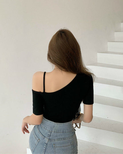 Damski T-shirt na jedno ramię