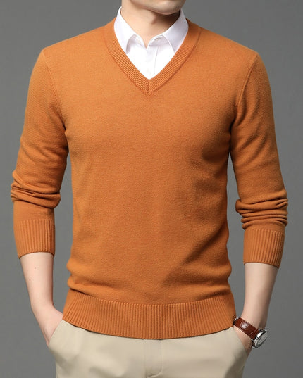 Męski sweter z dekoltem w serek o eleganckim kroju