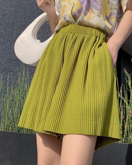 Damskie szorty plisowane o luźnym kroju