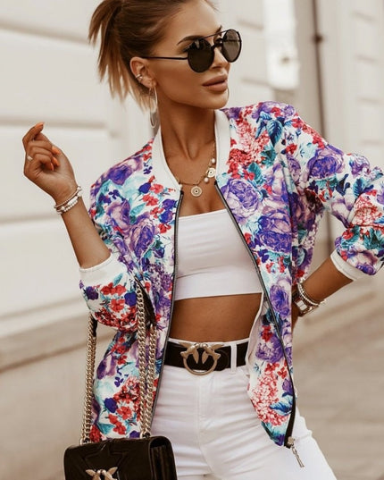 Damska kurtka przejściowa we wzory