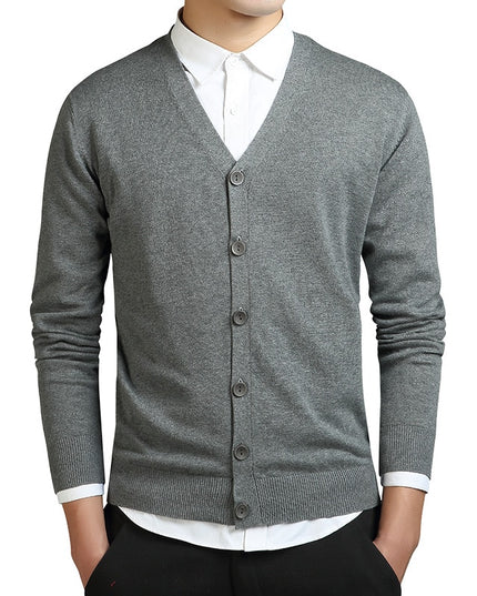 Męski sweter typu kardigan zapinany na guziki o dopasowanym kroju