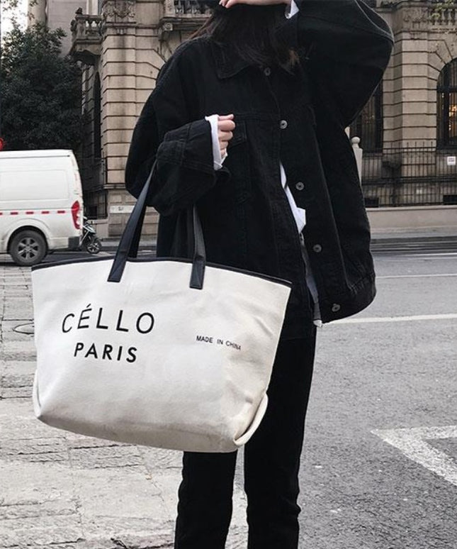 Damska kurtka jeansowa klasyczna o luźnym kroju