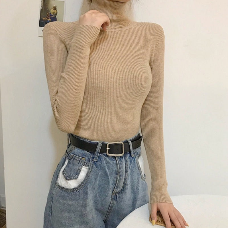 Damski sweter prążkowany z golfem