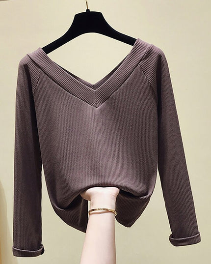 Damska koszulka z długim rękawem z dekoltem w serek z prążkowanego materiału