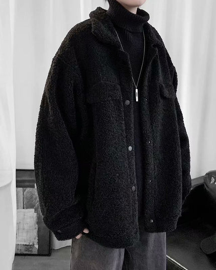 Męski płaszcz futrzany o kroju koszuli