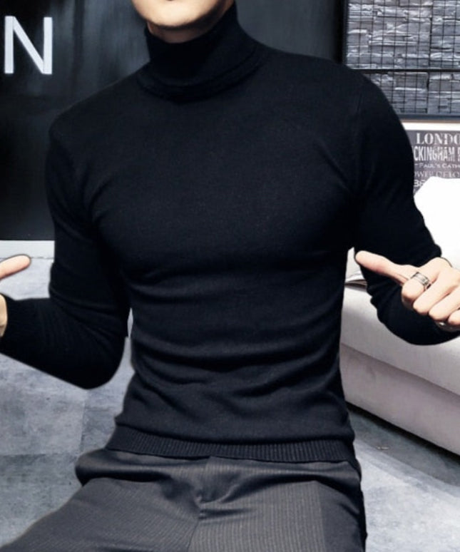 Męski sweter typu golf o dopasowanym kroju