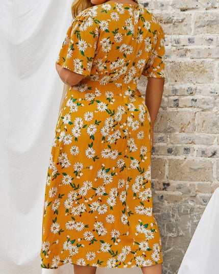 Sukienka plus size z rozcięciem