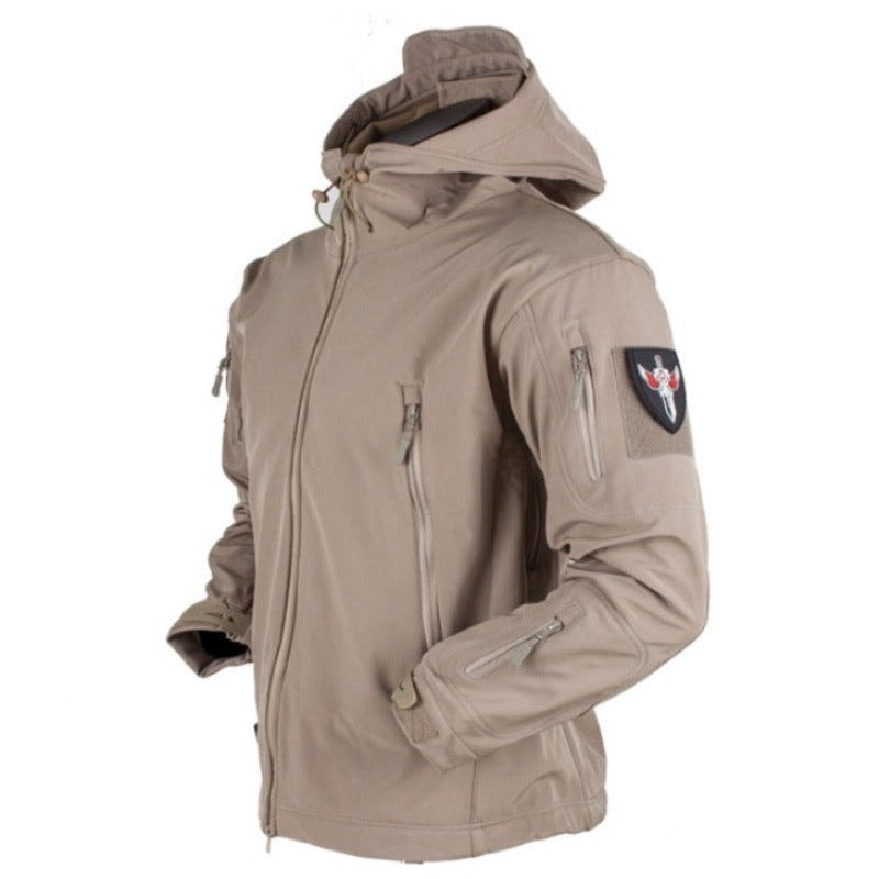Męska kurtka przejściowa softshell z kapturem i naszywką