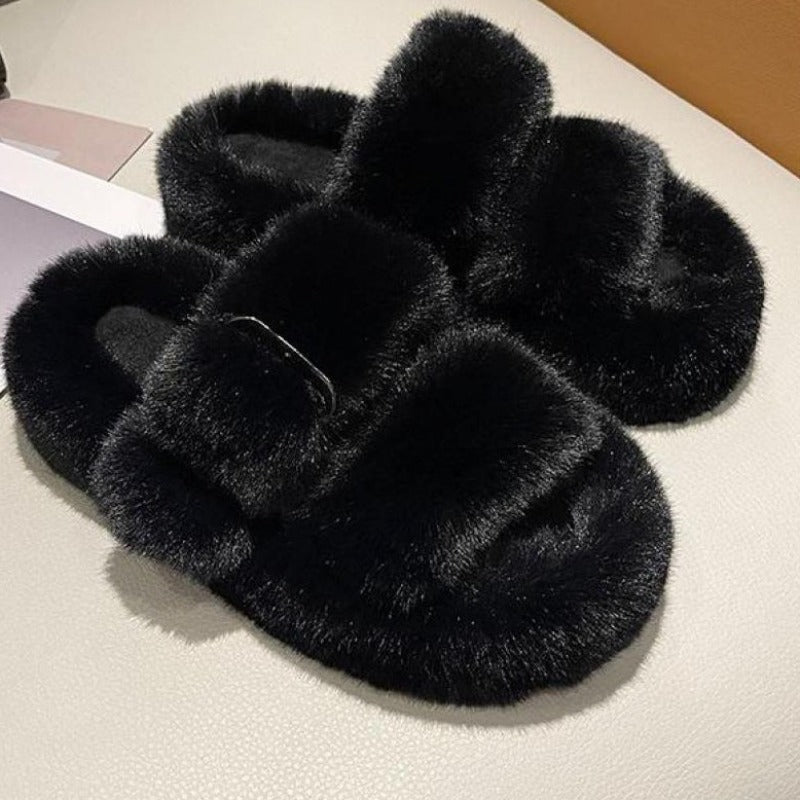 Damskie klapki futrzane na platformie