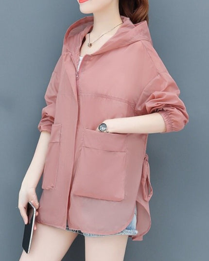 Damska kurtka przejściowa przeciwdeszczowa ze ściągaczem z tyłu