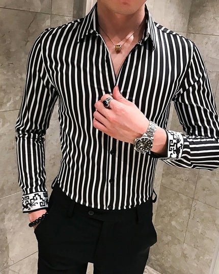 Męska koszula w paski o dopasowanym kroju