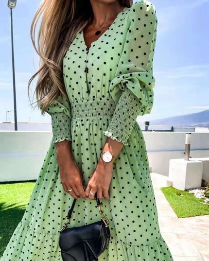 Sukienka midi w kropki z długim rękawem