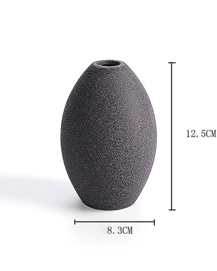 Wazon ceramiczny o geometrycznych kształtach