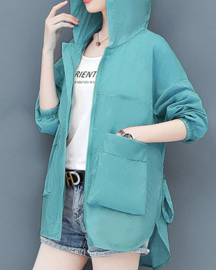 Damska kurtka przejściowa przeciwdeszczowa ze ściągaczem z tyłu