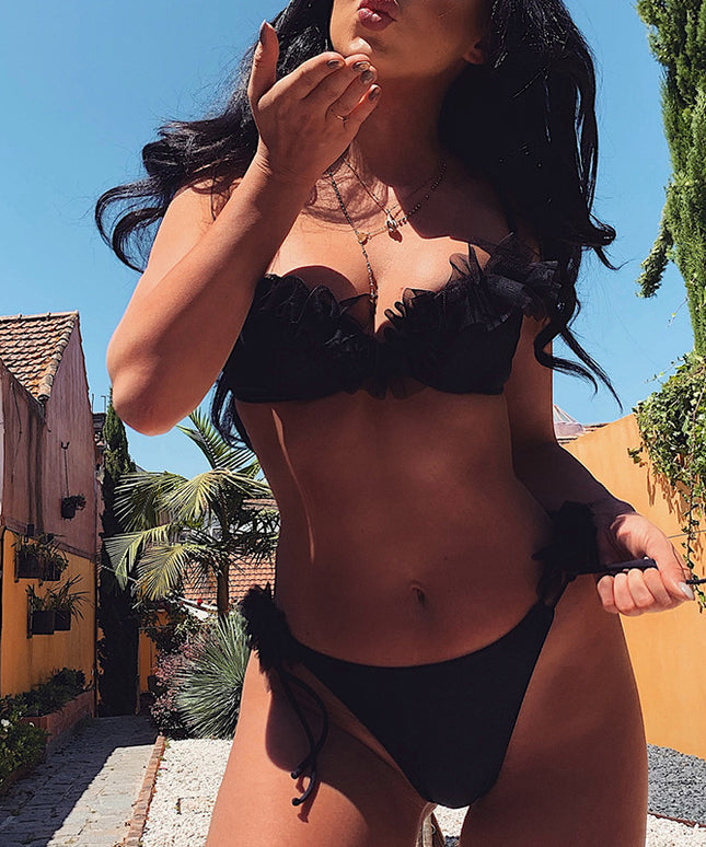 Damski dwuczęściowy strój kąpielowy bikini z tiulową falbanką i wiązaniem