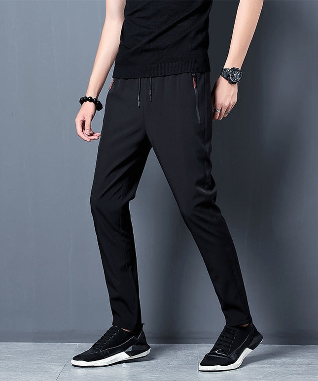Męskie spodnie dresowe z zapinanymi kieszeniami