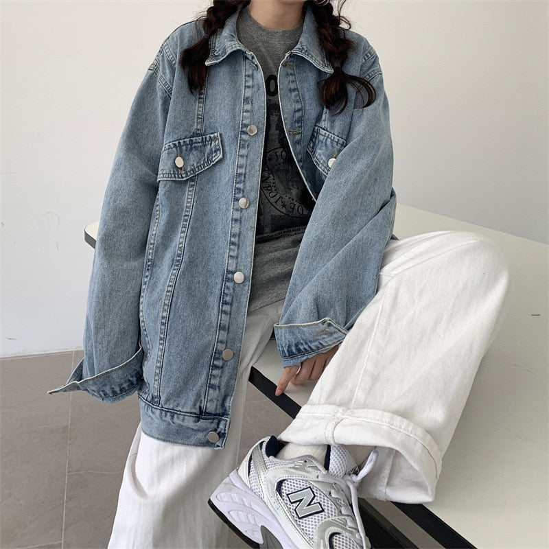 Damska kurtka jeansowa klasyczna oversize