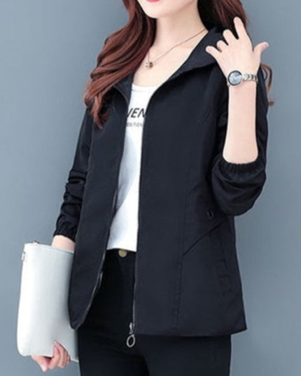 Damska kurtka przejściowa przeciwdeszczowa z kapturem