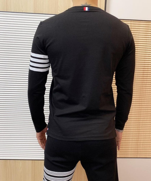 Męska koszulka z długim rękawem o prostym kroju z okrągłym dekoltem