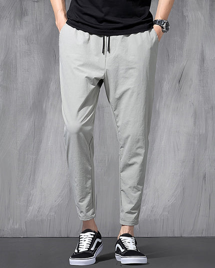 Męskie spodnie chinosy ze zwężoną nogawką