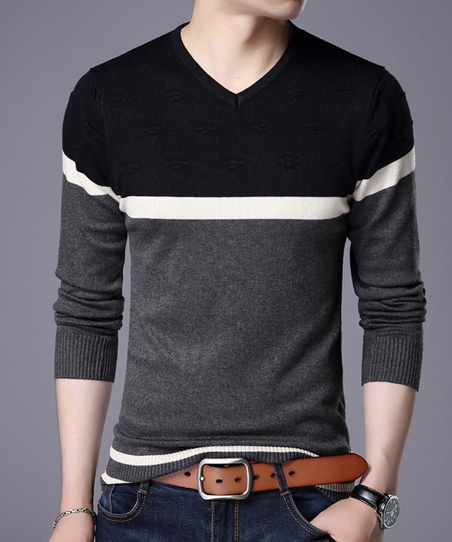 Męski sweter z dekoltem w serek z białym pasem