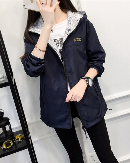 Damska kurtka przejściowa przeciwdeszczowa z kapturem o luźnym kroju