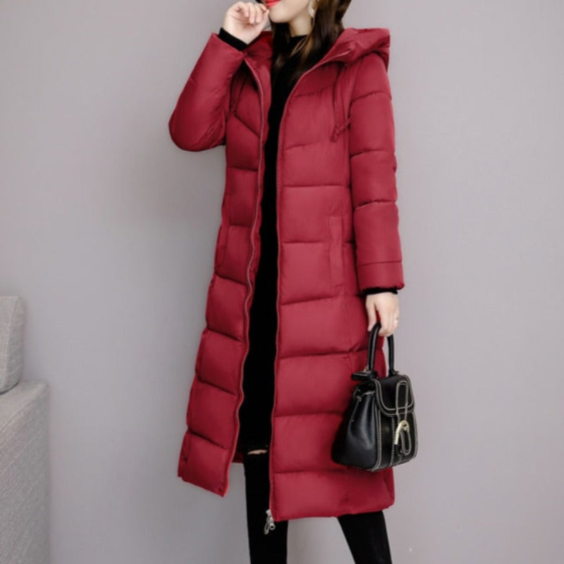 Damski płaszcz zimowy z kapturem