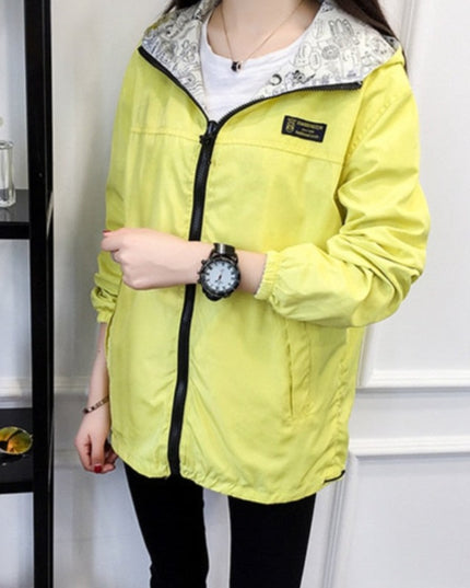 Damska kurtka przejściowa przeciwdeszczowa z kapturem o luźnym kroju