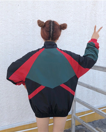 Damska kurtka przejściowa przeciwdeszczowa o luźnym kroju