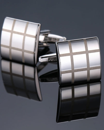 Spinki do koszuli we wzór w kratkę