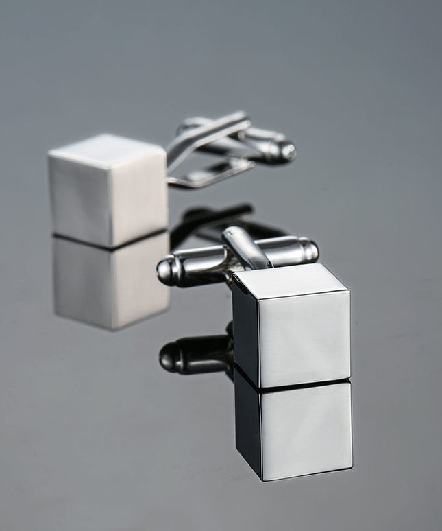 Spinki do koszuli w kształcie sześcianów