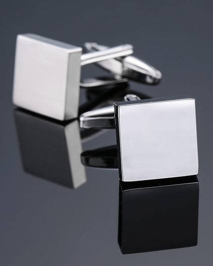 Spinki do koszuli w kwadratowym kształcie