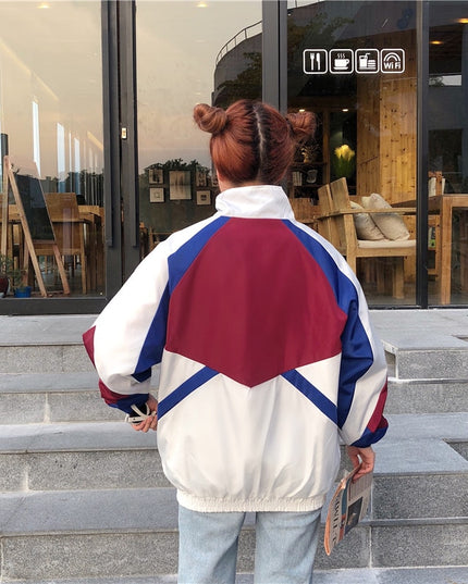 Damska kurtka przejściowa przeciwdeszczowa o luźnym kroju