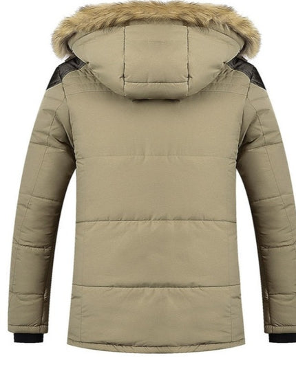 Męska kurtka zimowa ocieplana z kapturem obszytym futerkiem
