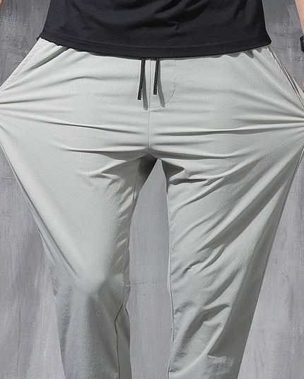 Męskie spodnie chinosy ze zwężoną nogawką